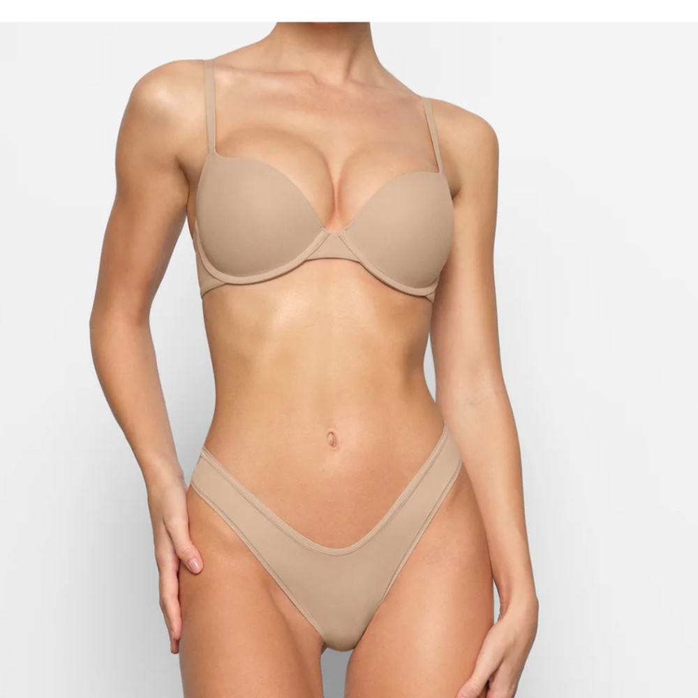 Skims Fits Everybody T-Shirt Push Up‎ Demi Bra CLAY 36C NWT